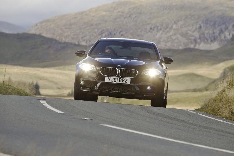  BMW M5 2012 года  (UK) (фото 9 из 27)